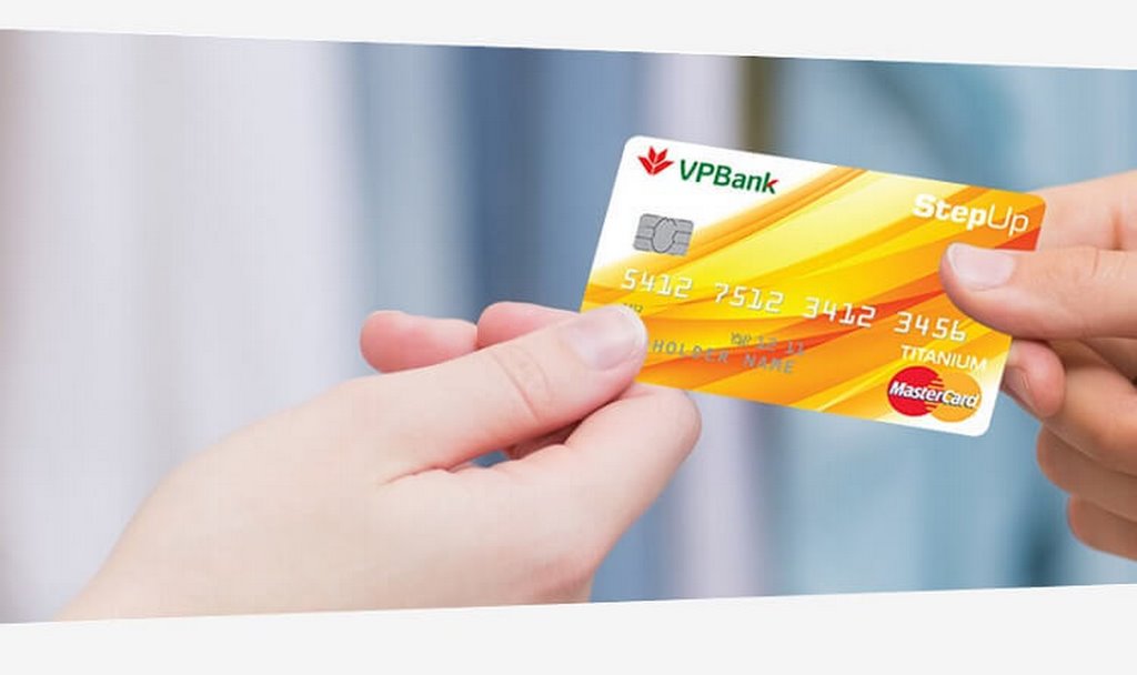Dịch vụ thẻ tín dụng là gì và có nên mở thẻ tín dụng?