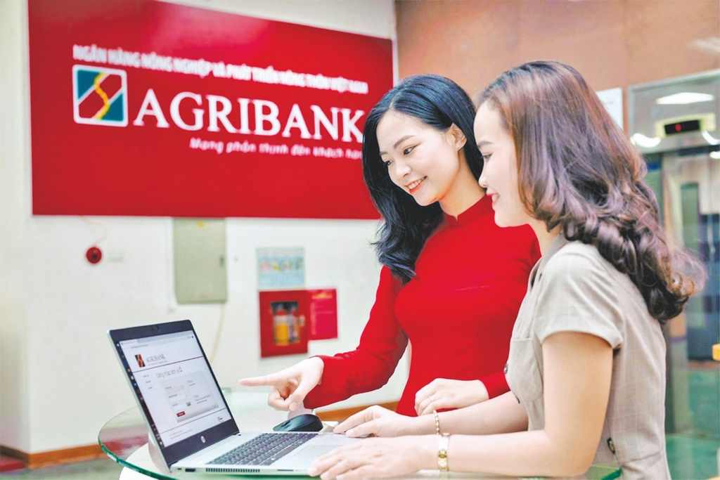 Phí chuyển tiền từ Agribank đến Vietcombank mất bao lâu?